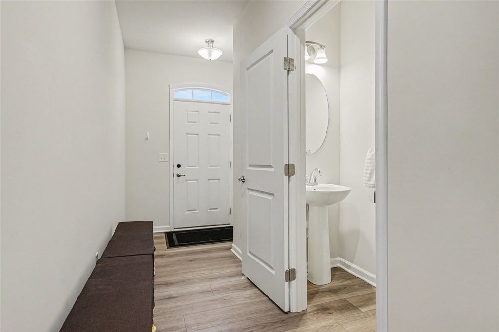 Photo of 25 Keuka Lane, Canandaigua City, NY 14425 (MLS # R1677334)