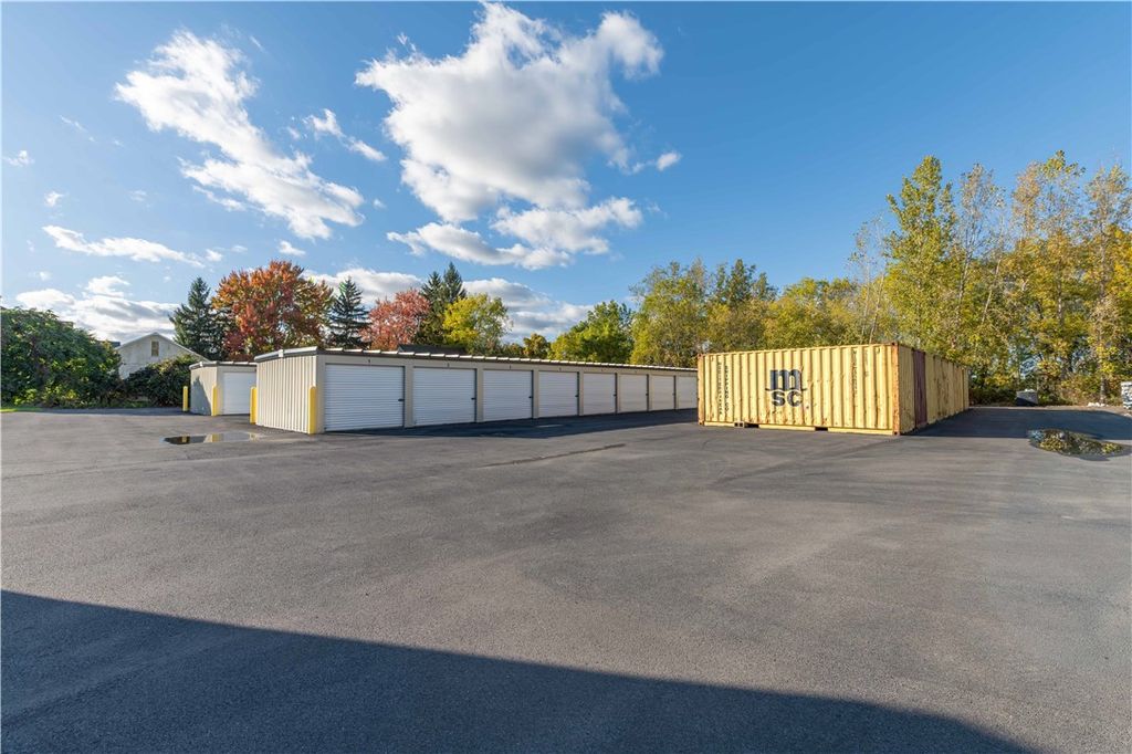 Photo of 449 West Avenue, Albion, NY 14411 (MLS # R1643622)