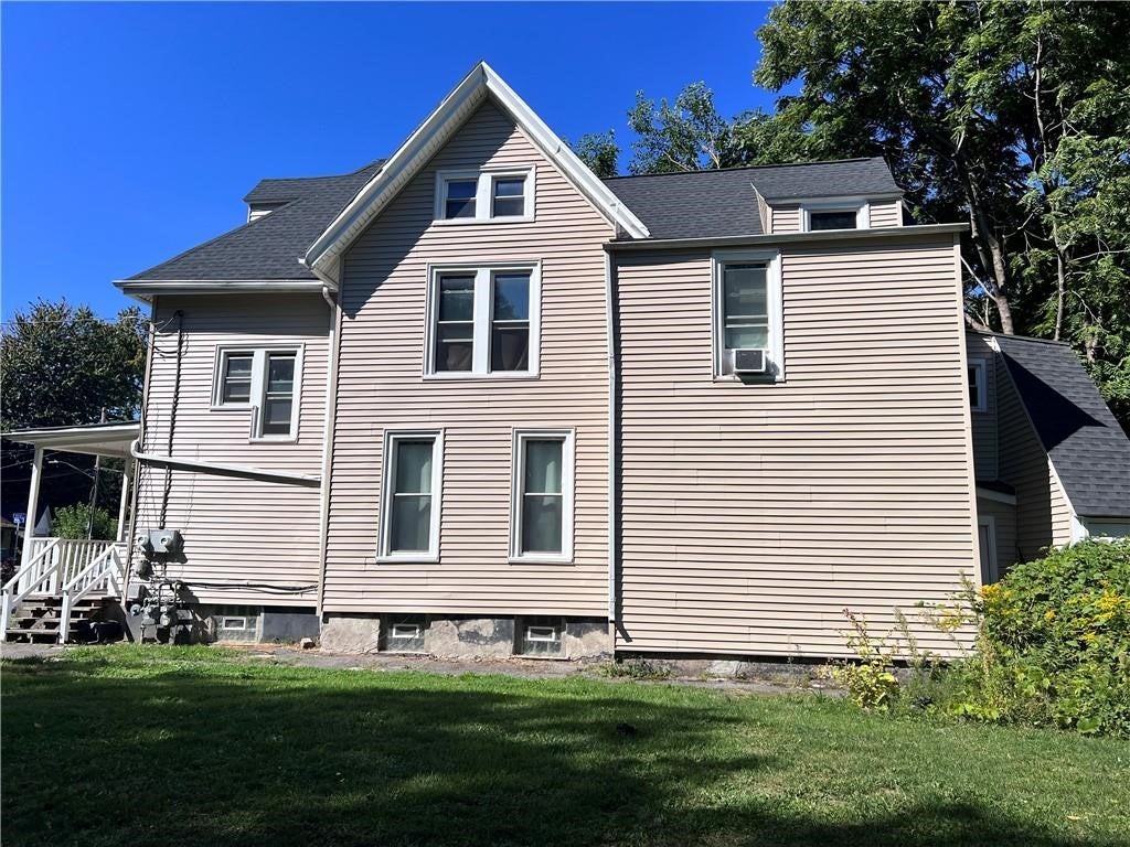 60 Bloss Street