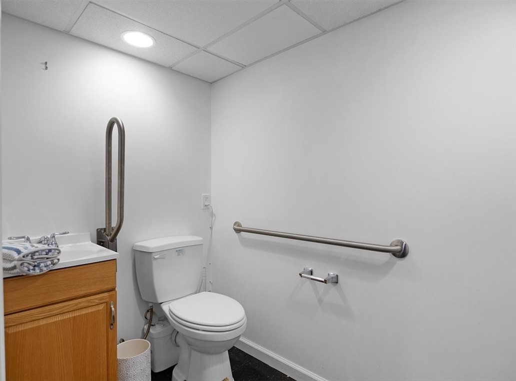 155 Meadow Dr Drive, Brighton, New York image 32