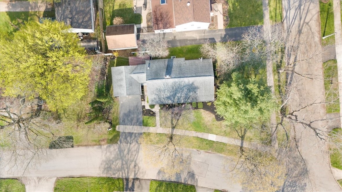 155 Meadow Dr Drive, Brighton, New York image 44