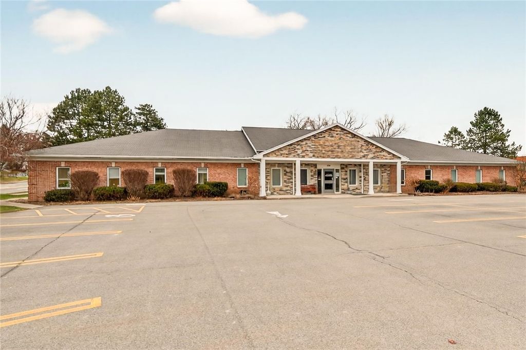 Photo of 790 Ayrault Road, Perinton, NY 14450 (MLS # R1658253)