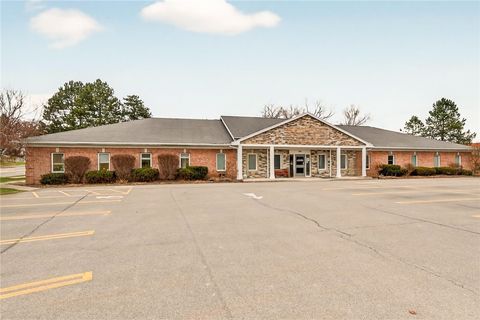 Photo of 790 Ayrault Road, Perinton, NY 14450 (MLS # R1658253)