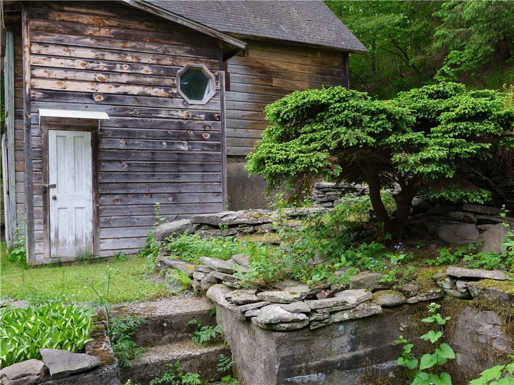 36 Pinetree Lane, Middletown, New York image 27