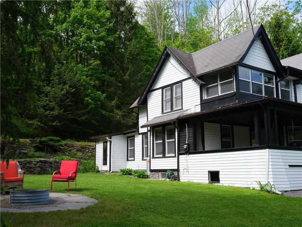 36 Pinetree Lane, Middletown, New York image 35