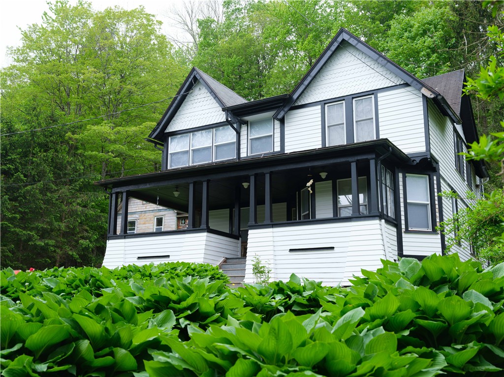 36 Pinetree Lane, Middletown, New York image 2