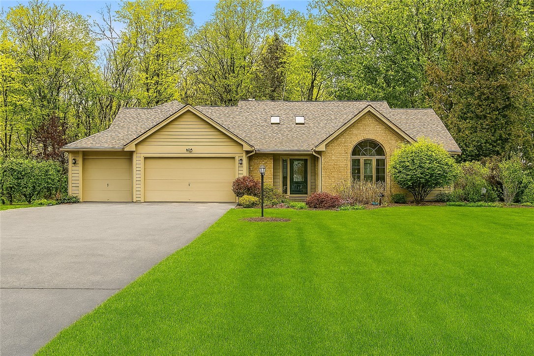 472 Maplewoods Ln