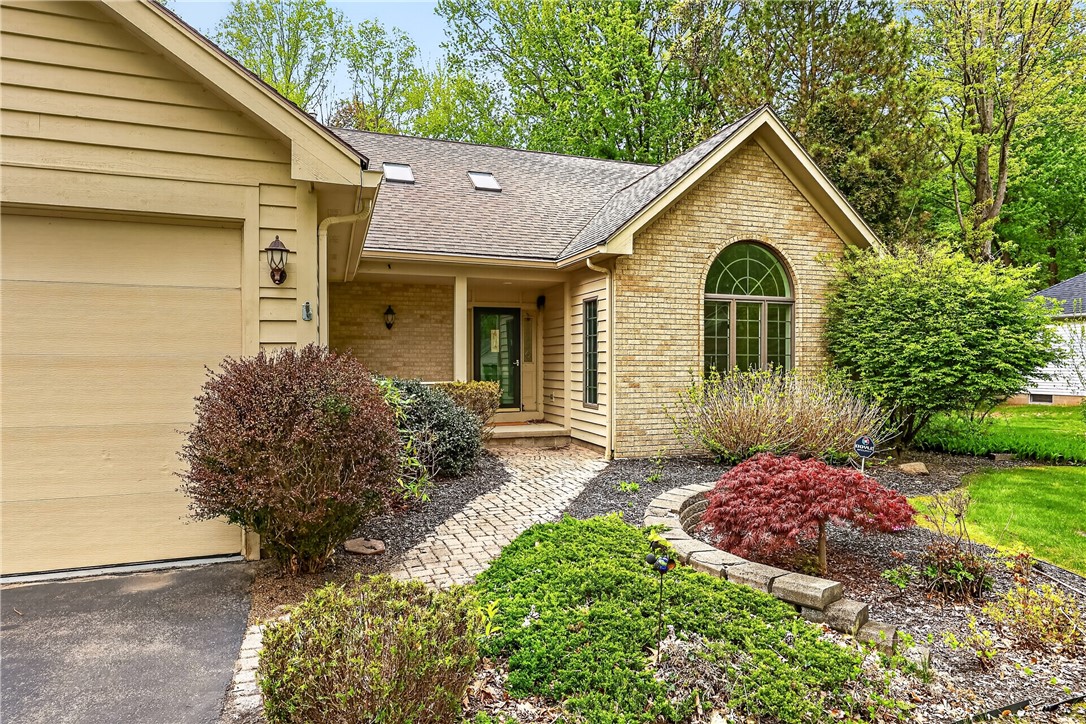 472 Maplewoods Ln