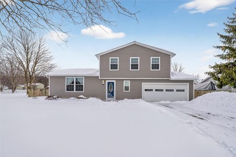 Homes For Sale - 47 Alderbush Lane<br/> Hamlin, NY 14464