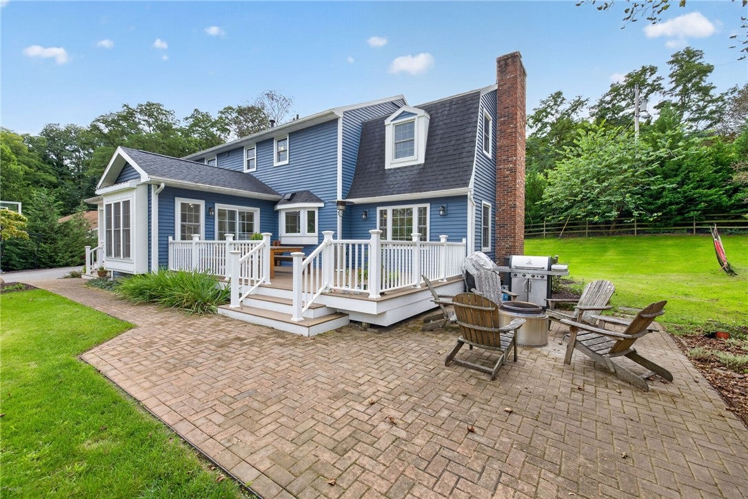 15 Lodge Pole Road