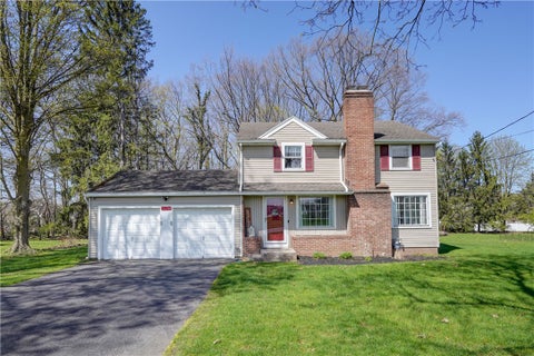 Homes For Sale - 1761 Five Mile Line Road<br/> Penfield, NY 14526