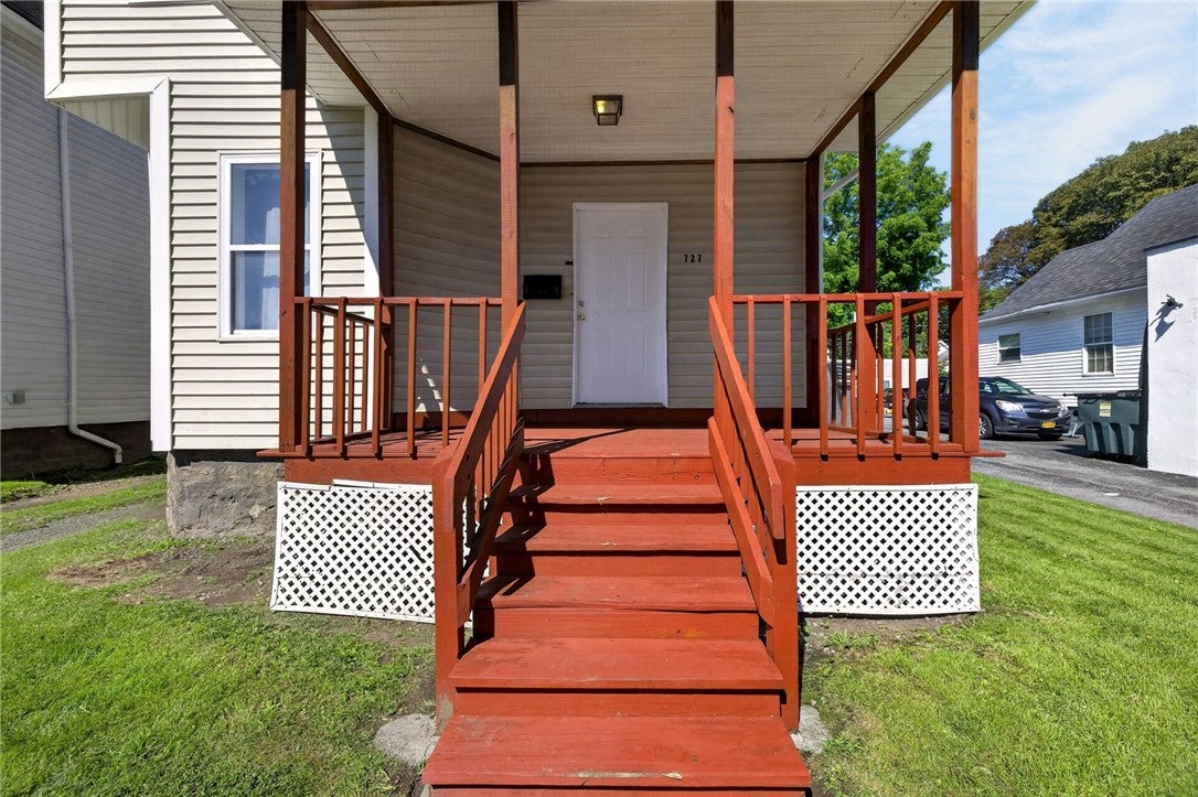 727 Dewey Avenue