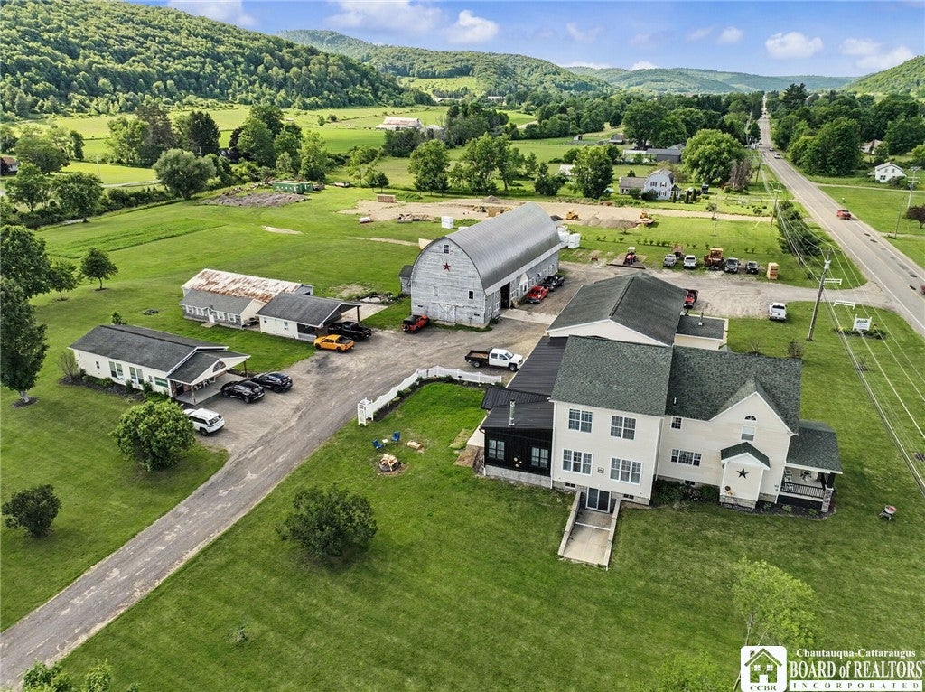 2715 Five Mile Road