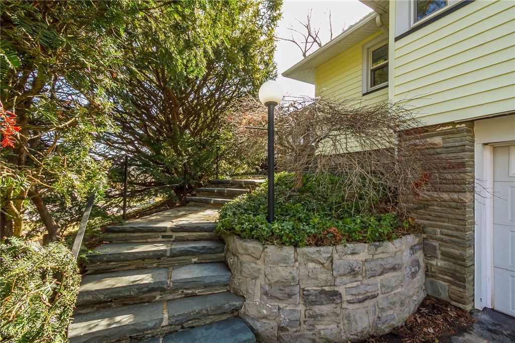 Photo of 245 Winton Road S, Rochester, NY 14610 (MLS # R1668946)