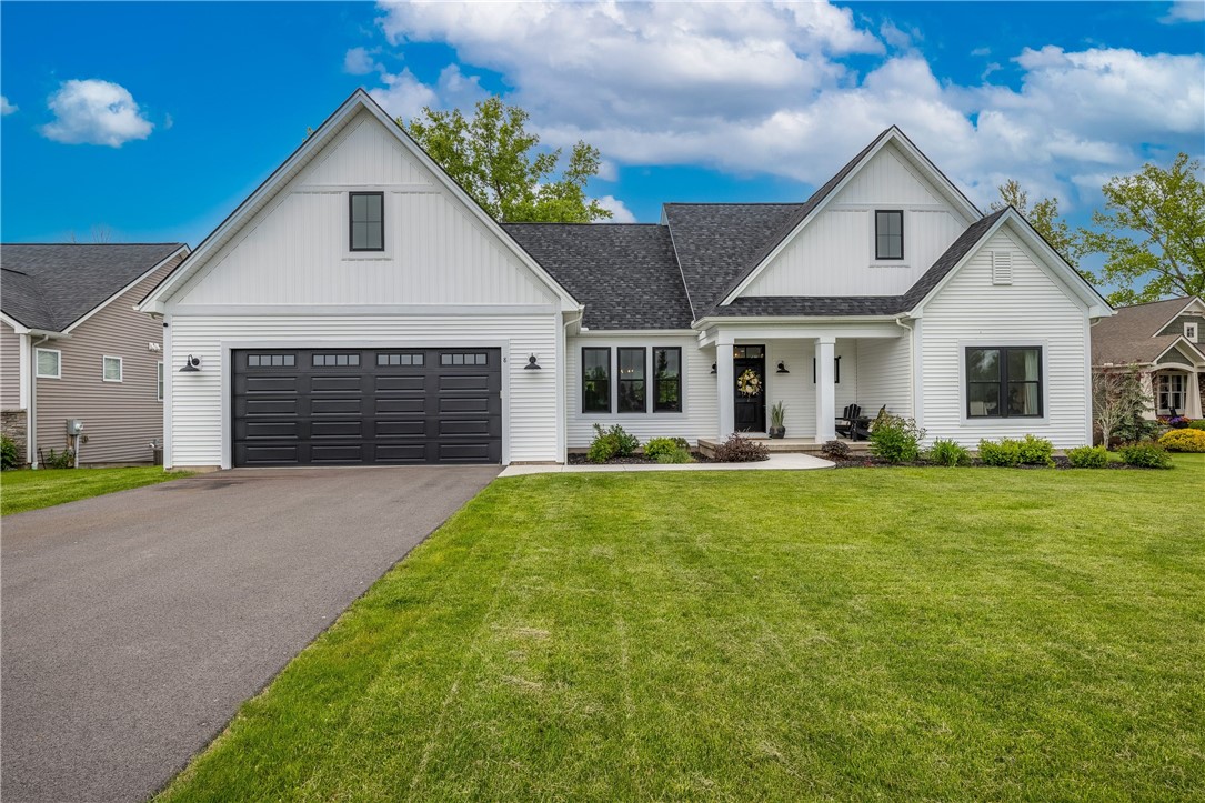 8 Colten Court Ct, Penfield, New York image 1