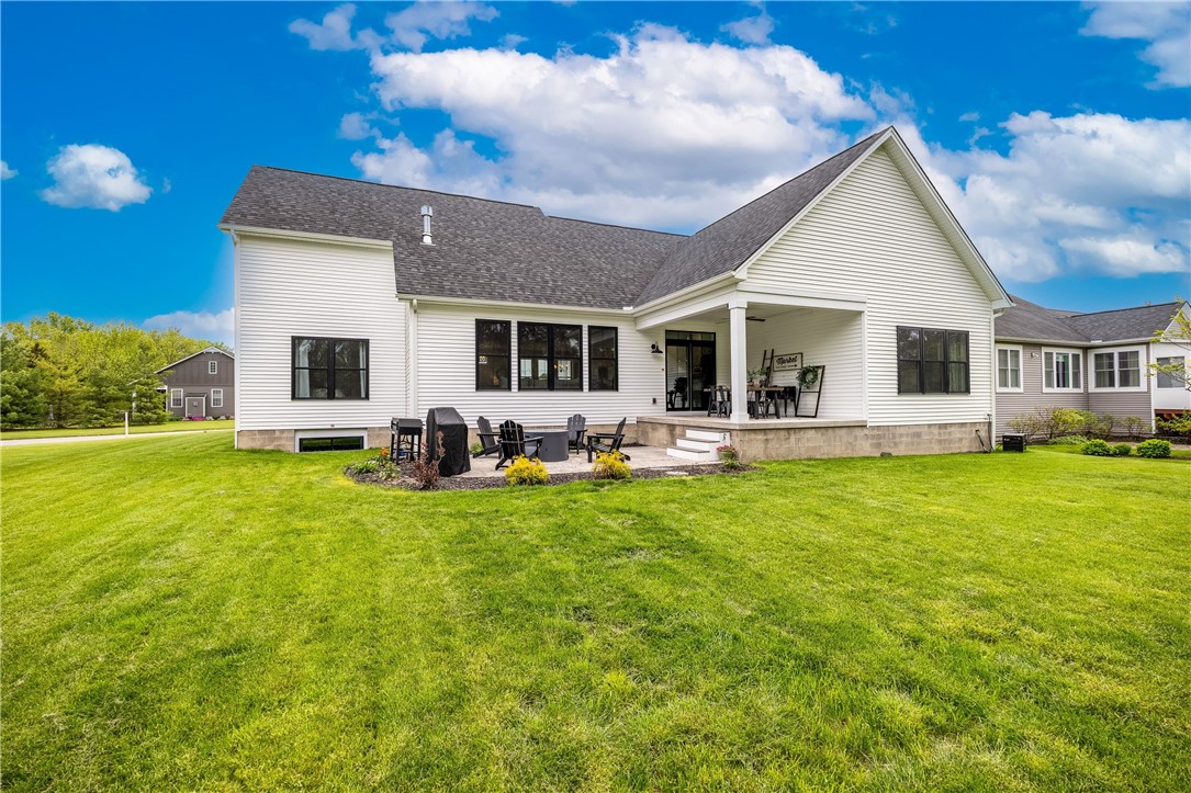 8 Colten Court Ct, Penfield, New York image 37