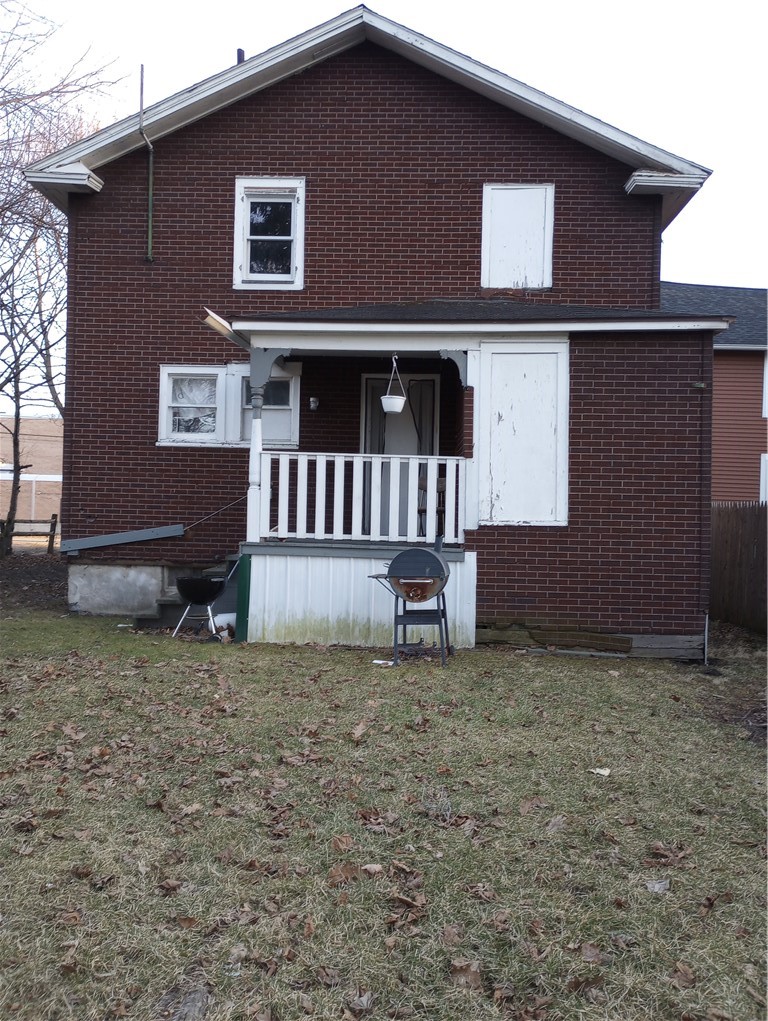 370 W 3rd Street