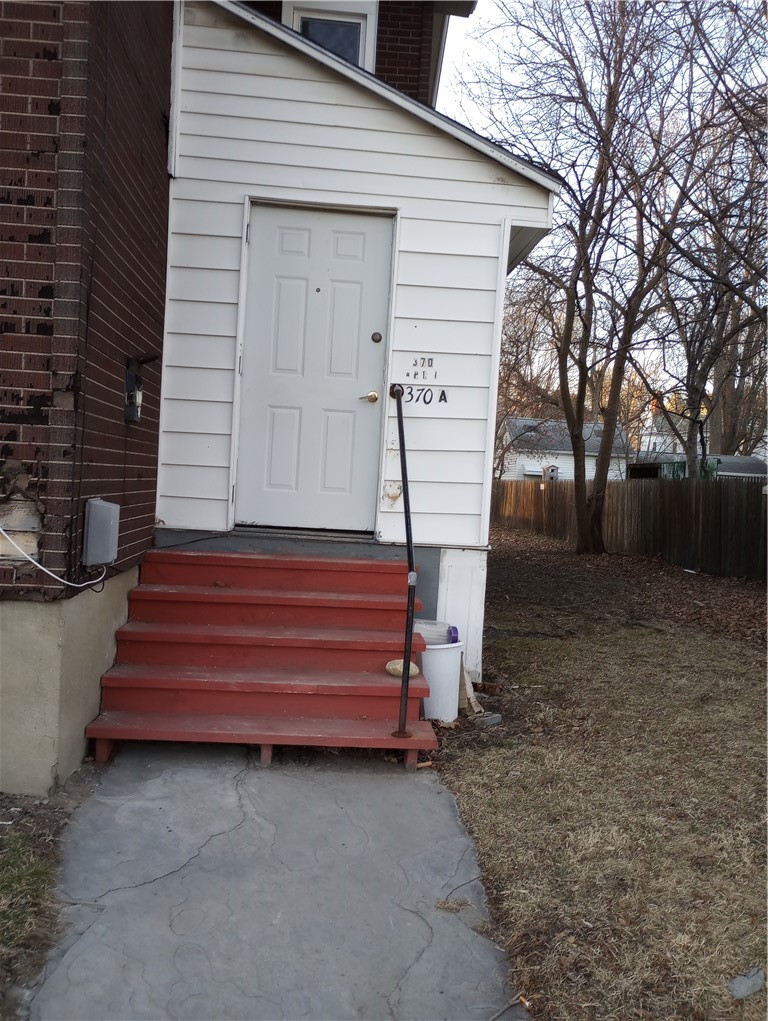 370 W 3rd Street