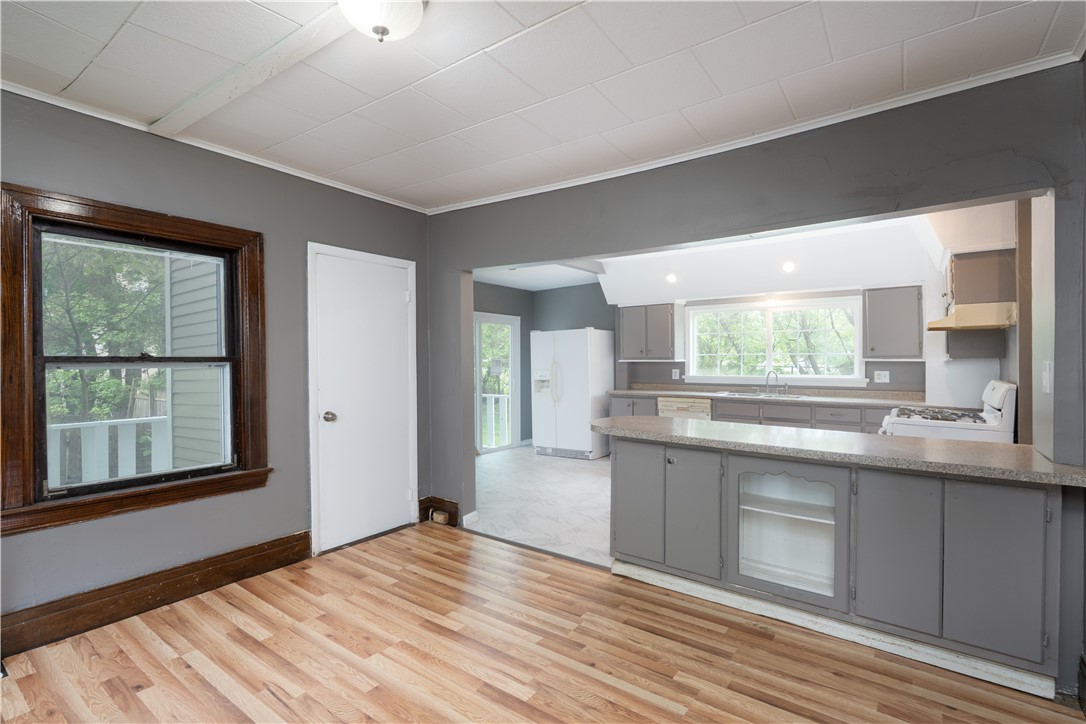 135 Gardiner Avenue, Rochester, New York image 10
