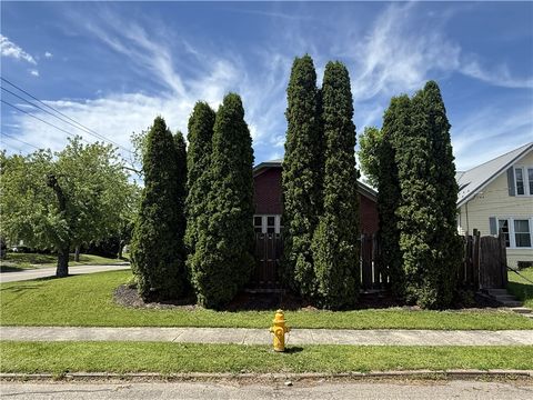 Tiny photo for 350 Hoffman Street, Elmira City, NY 14905 (MLS # R1684907)