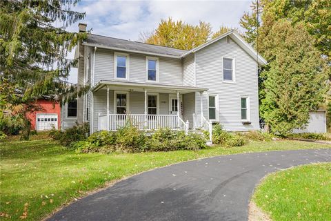 Homes For Sale - 2503 Canandaigua Road<br/> Macedon, NY 14502