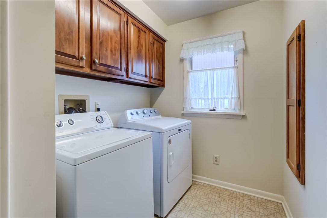 8 Sky Ridge Drive, Penfield, New York image 19