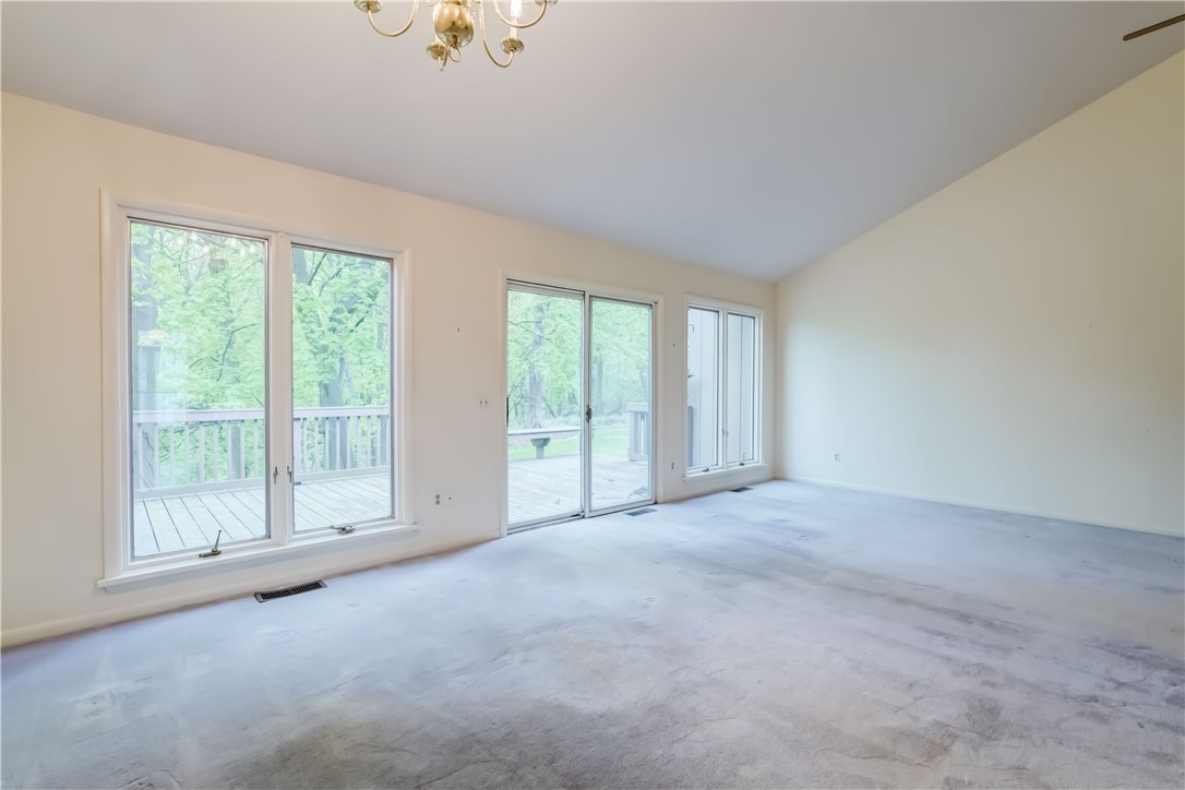 8 Sky Ridge Drive, Penfield, New York image 8