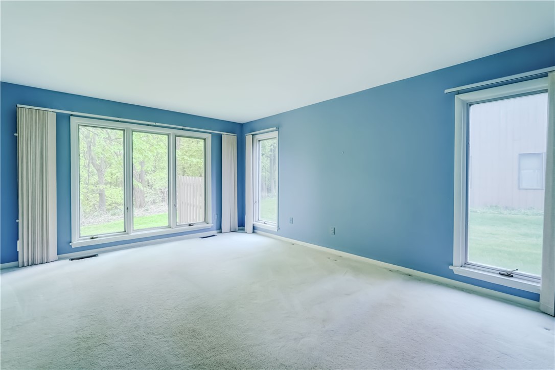 8 Sky Ridge Drive, Penfield, New York image 15