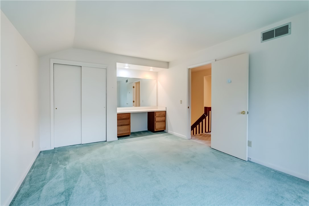 8 Sky Ridge Drive, Penfield, New York image 21