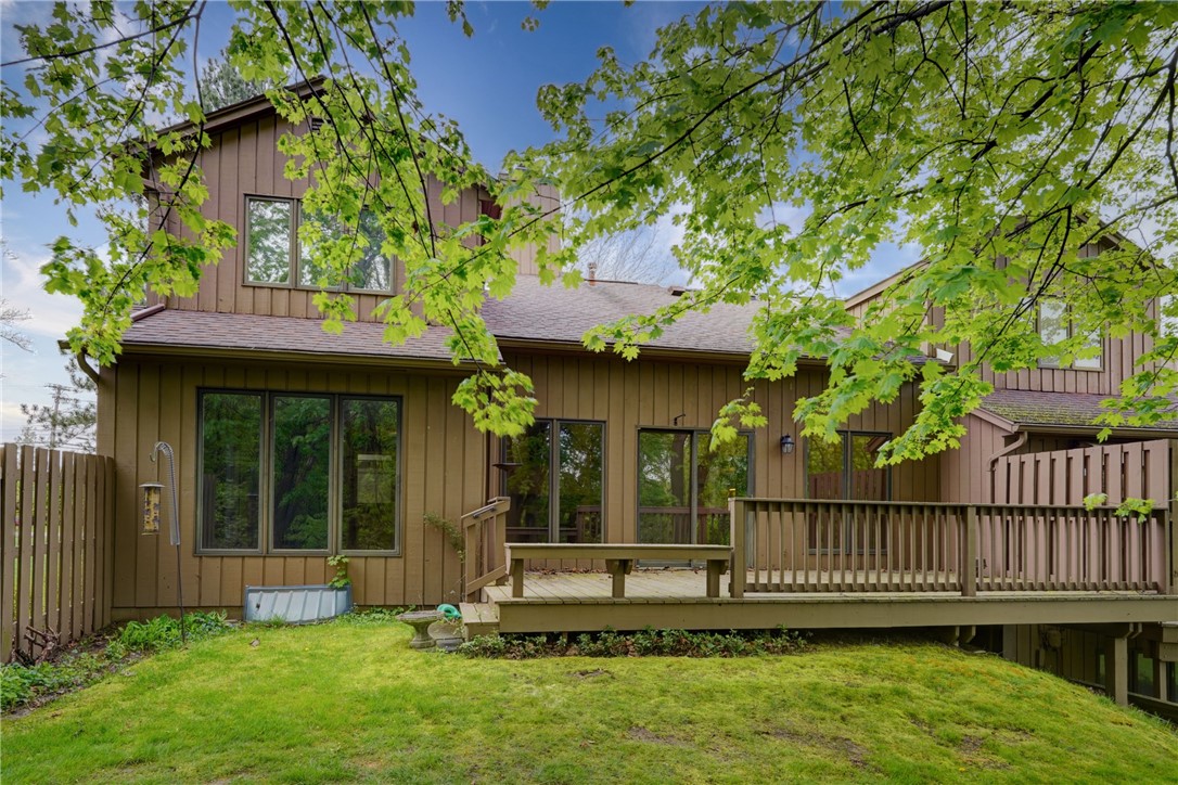 8 Sky Ridge Drive, Penfield, New York image 24