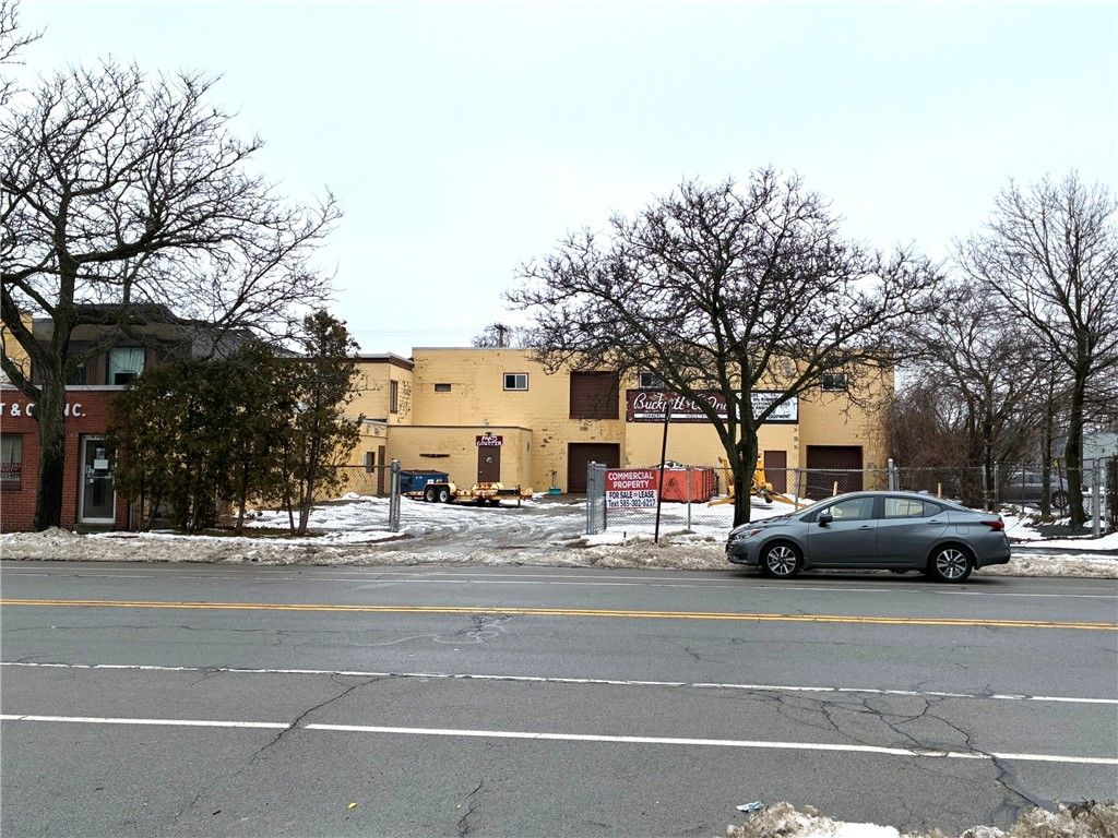 Photo of 88 University Avenue, Rochester, NY 14605 (MLS # R1658075)