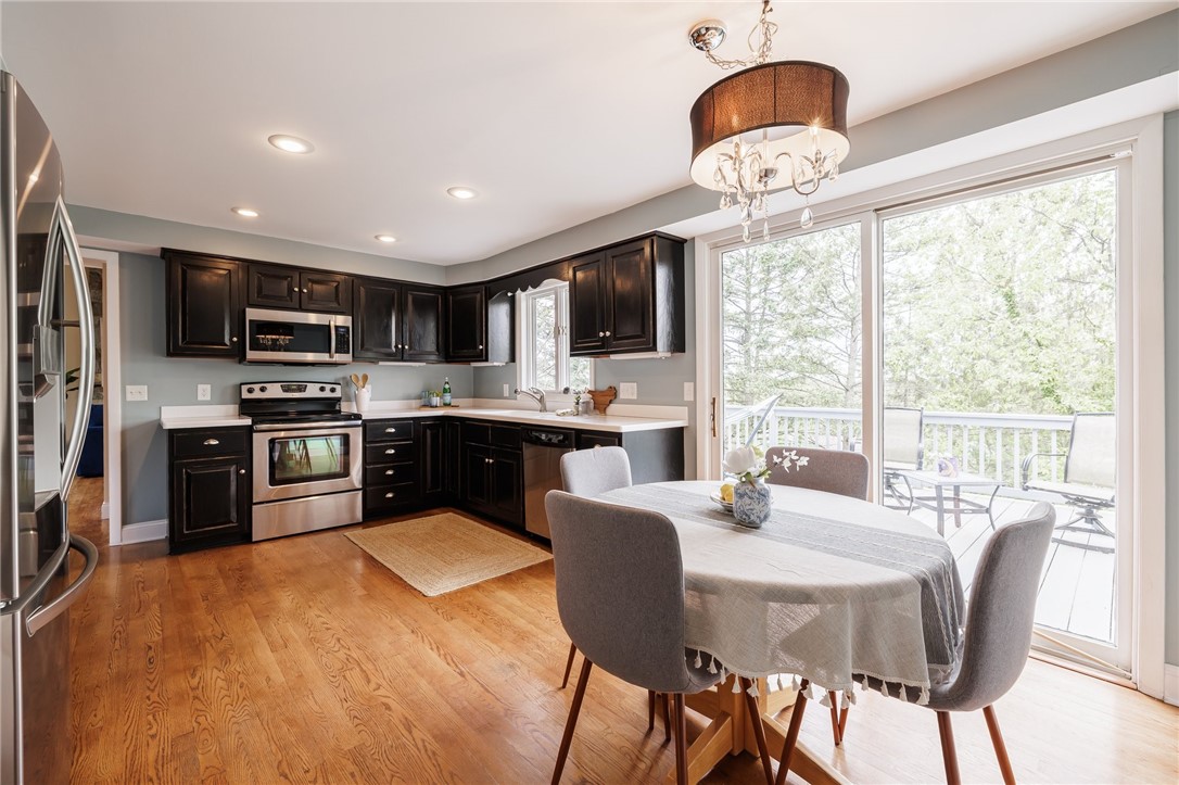 29 Greylock Ridge, Pittsford, New York image 14