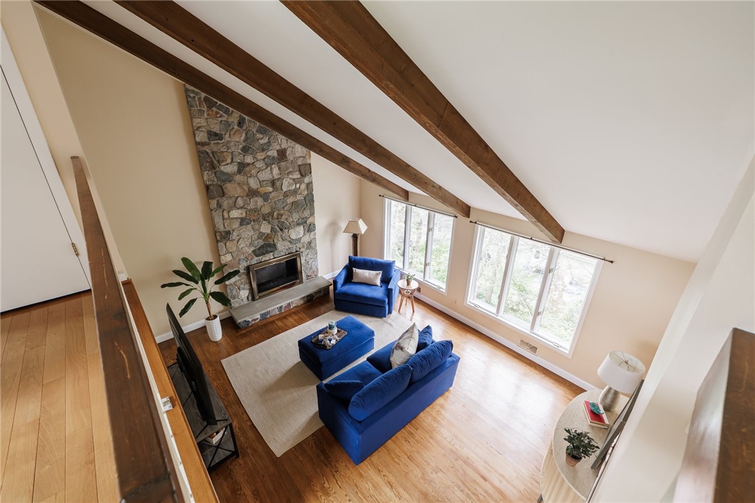29 Greylock Ridge, Pittsford, New York image 12