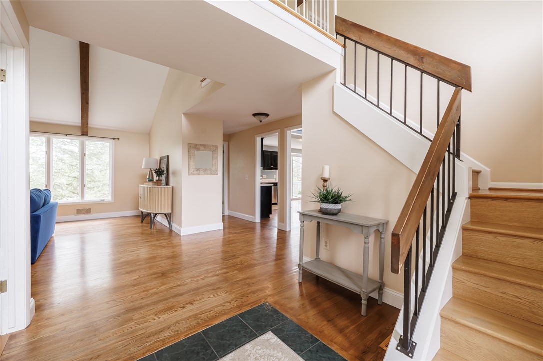 29 Greylock Ridge, Pittsford, New York image 7