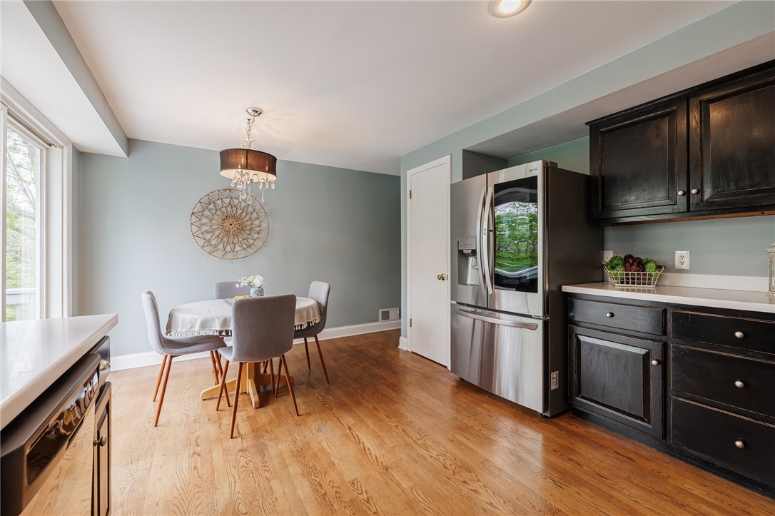 29 Greylock Ridge, Pittsford, New York image 15