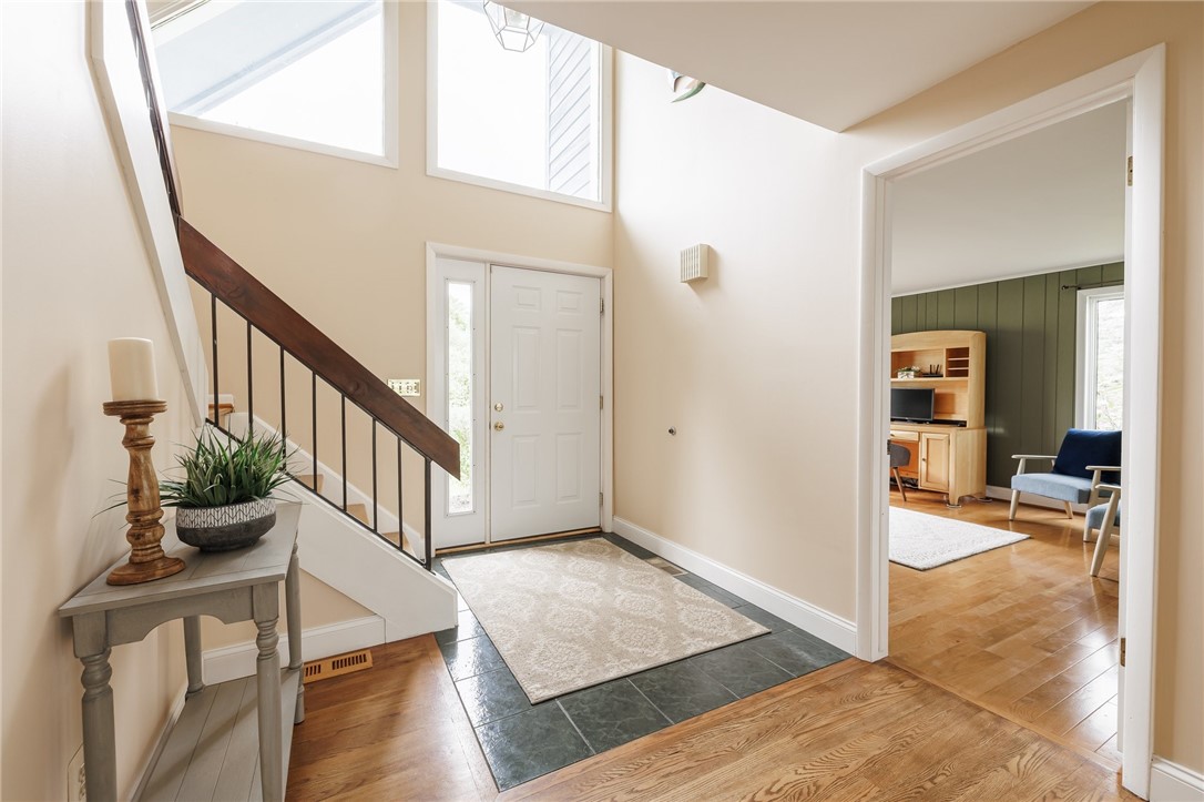 29 Greylock Ridge, Pittsford, New York image 6