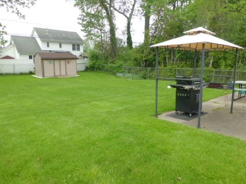 Tiny photo for 31 W Crest Drive, Gates, NY 14606 (MLS # R1684965)