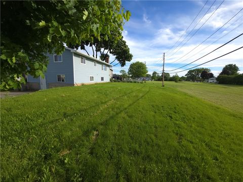 Tiny photo for 55 Agar Avenue, Henrietta, NY 14467 (MLS # R1684788)