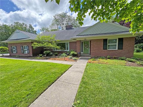 Homes For Sale - 161 Danbury Circle<br/> Brighton, NY 14618
