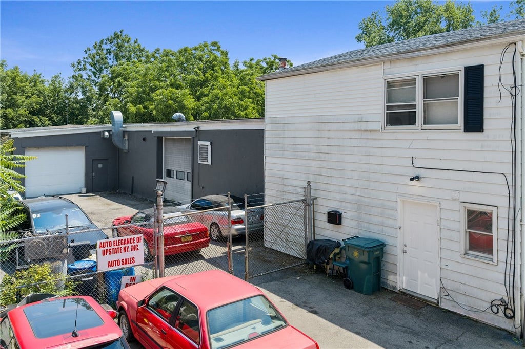 Photo of 588 Glide Street, Rochester, NY 14606 (MLS # R1704208)