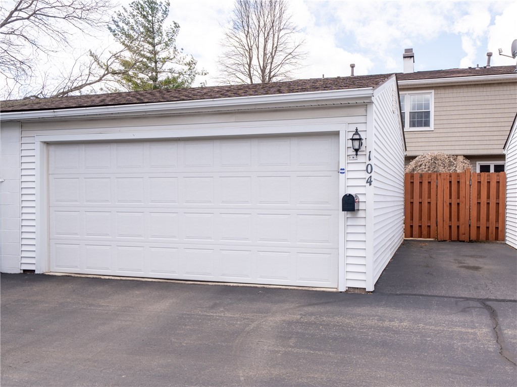104 New Wickham Drive, Penfield, New York image 4
