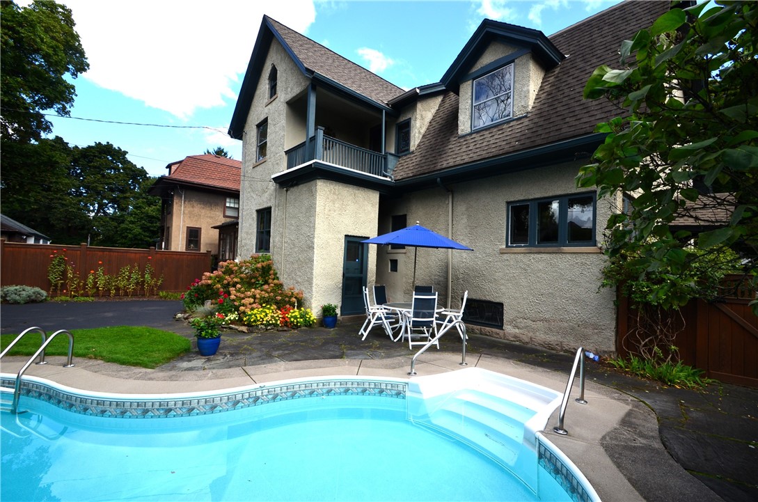 393 Westminster Road, Rochester, New York image 47