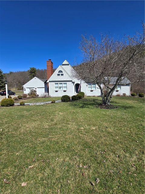 Homes For Sale - 8507 State Route 415<br/> Campbell, NY 14821