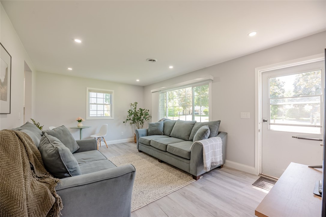 94 Cimarron Dr