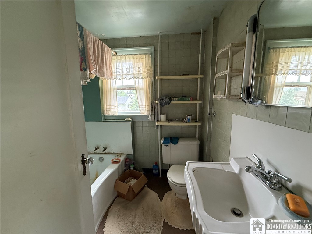 1389 Newland Avenue, Jamestown, New York image 10