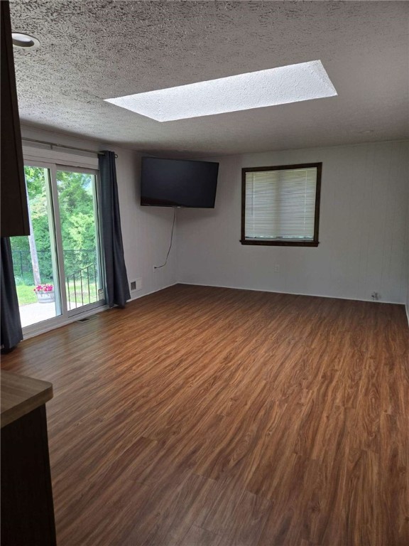 410 Thomar Drive, Webster, New York image 16