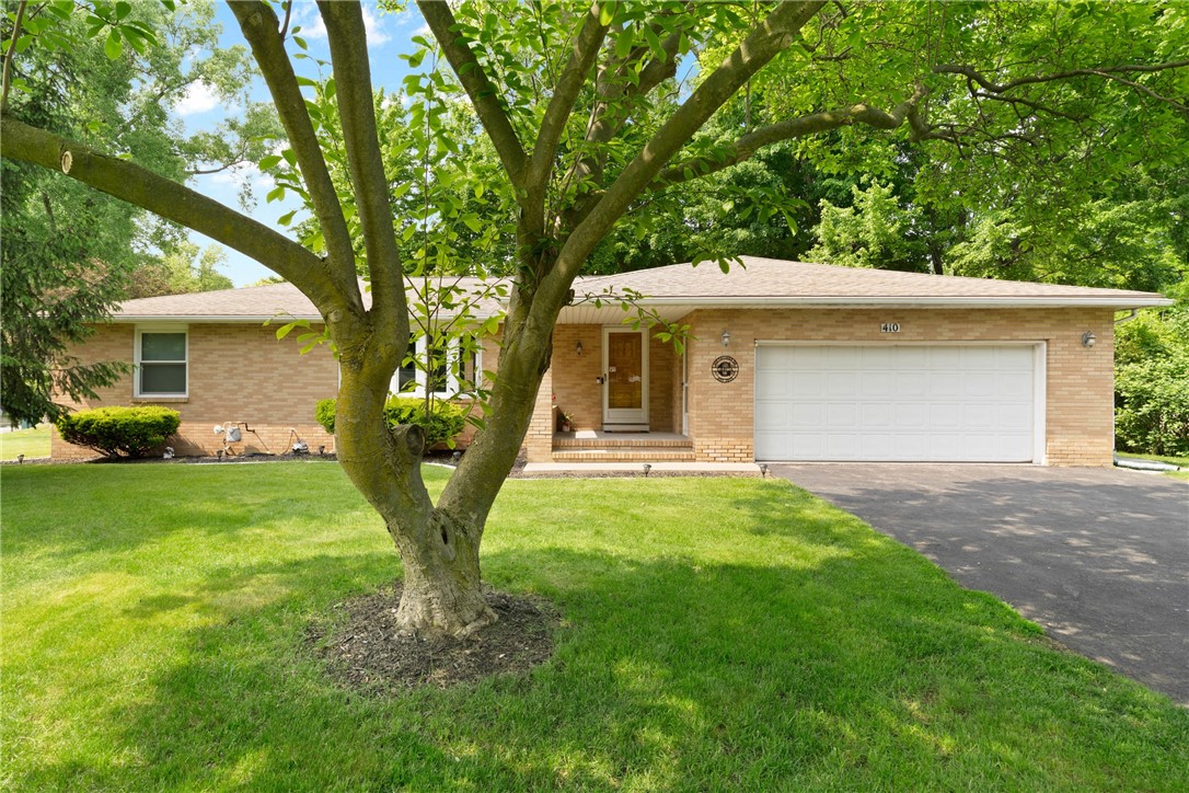 410 Thomar Drive, Webster, New York image 4