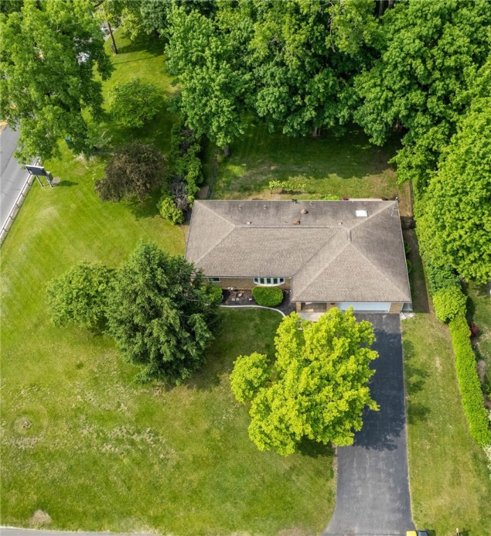 410 Thomar Drive, Webster, New York image 37