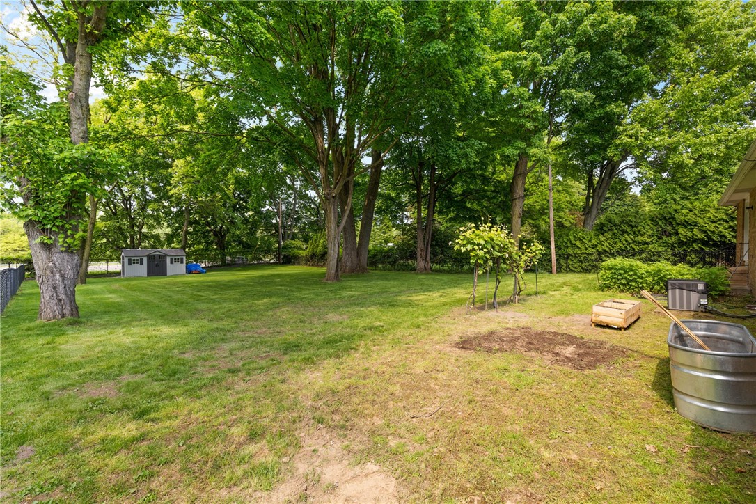 410 Thomar Drive, Webster, New York image 33