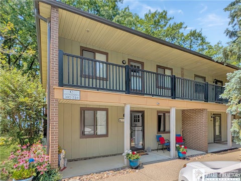 Photo for 301 Edgewater Drive